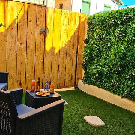 T2 Chambre Miroir Jardin Et Parking Prive Marseilles Buitenkant foto
