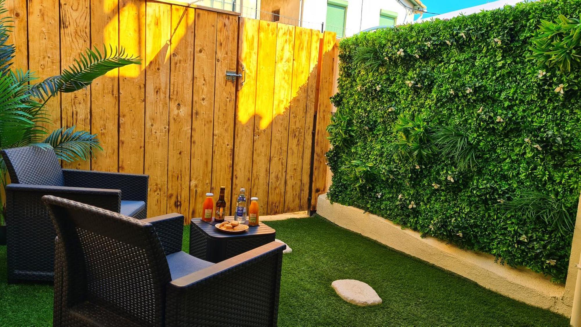 T2 Chambre Miroir Jardin Et Parking Prive Marseilles Buitenkant foto